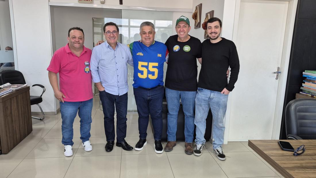 Giovano, Beto (JM), Jo&atilde;o Rodrigues, Ciro Quintino e Davi (JM)