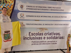 A professora Cl&aacute;udia Dimon Spengler apresentou projeto no IV CIPAII (Congresso Internacional sobre Pr&aacute;ticas de Aprendizagem Integradoras e Inovadoras)