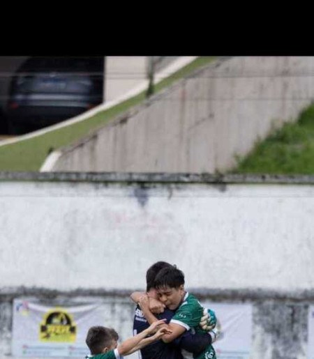 Clube Atl&eacute;tico Tupi