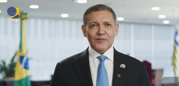Presidente do TSE reforça liberdade do voto