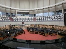 A nova legislatura inicia em 1&ordm; de fevereiro