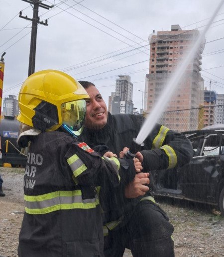 Dia das Crian&ccedil;as no Bombeiro