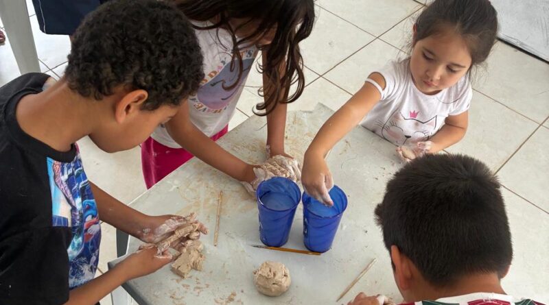 programação especial crianças e adolescentes