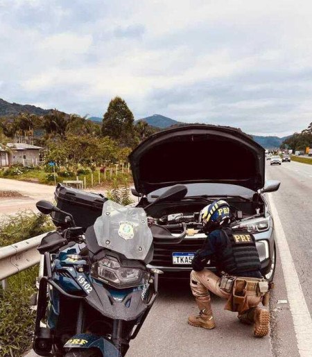 Carro roubado que circulava clonado