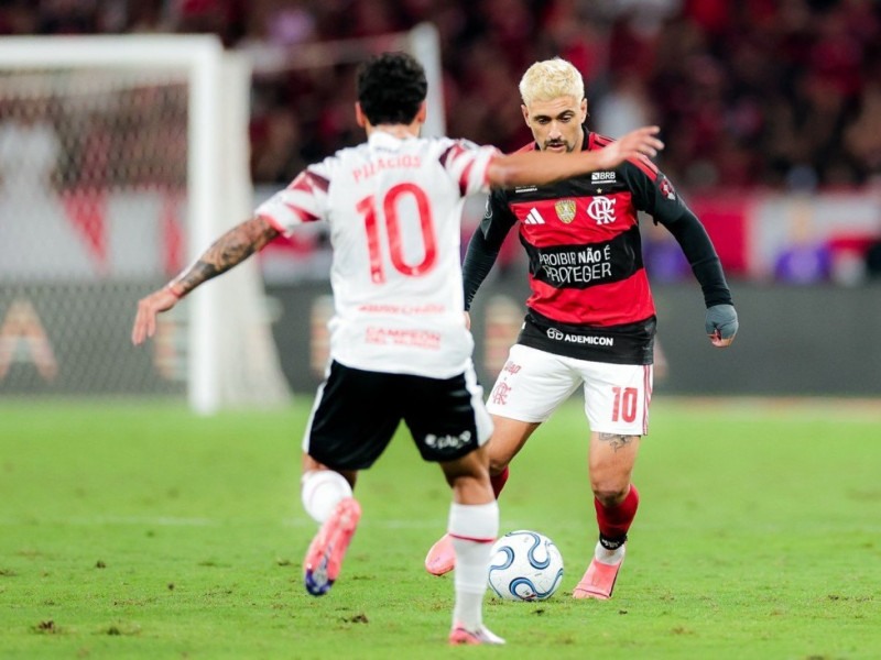 Flamengo, de Arrascaeta, lutou at&eacute; o fim, mas caiu nas penalidades m&aacute;ximas