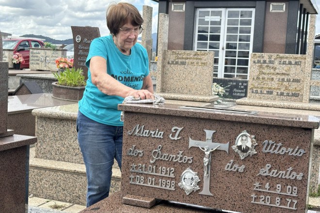 Movimento aumentou no maior cemit&eacute;rio de Gaspar, no Bairro Santa Terezinha