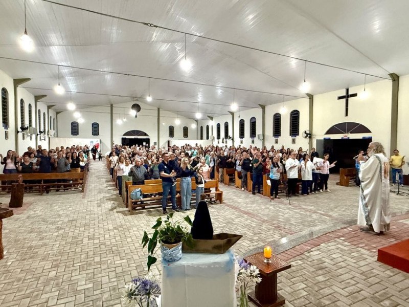 43 anos de sacerd&oacute;cio do padre Idonizete Kr&uuml;ger