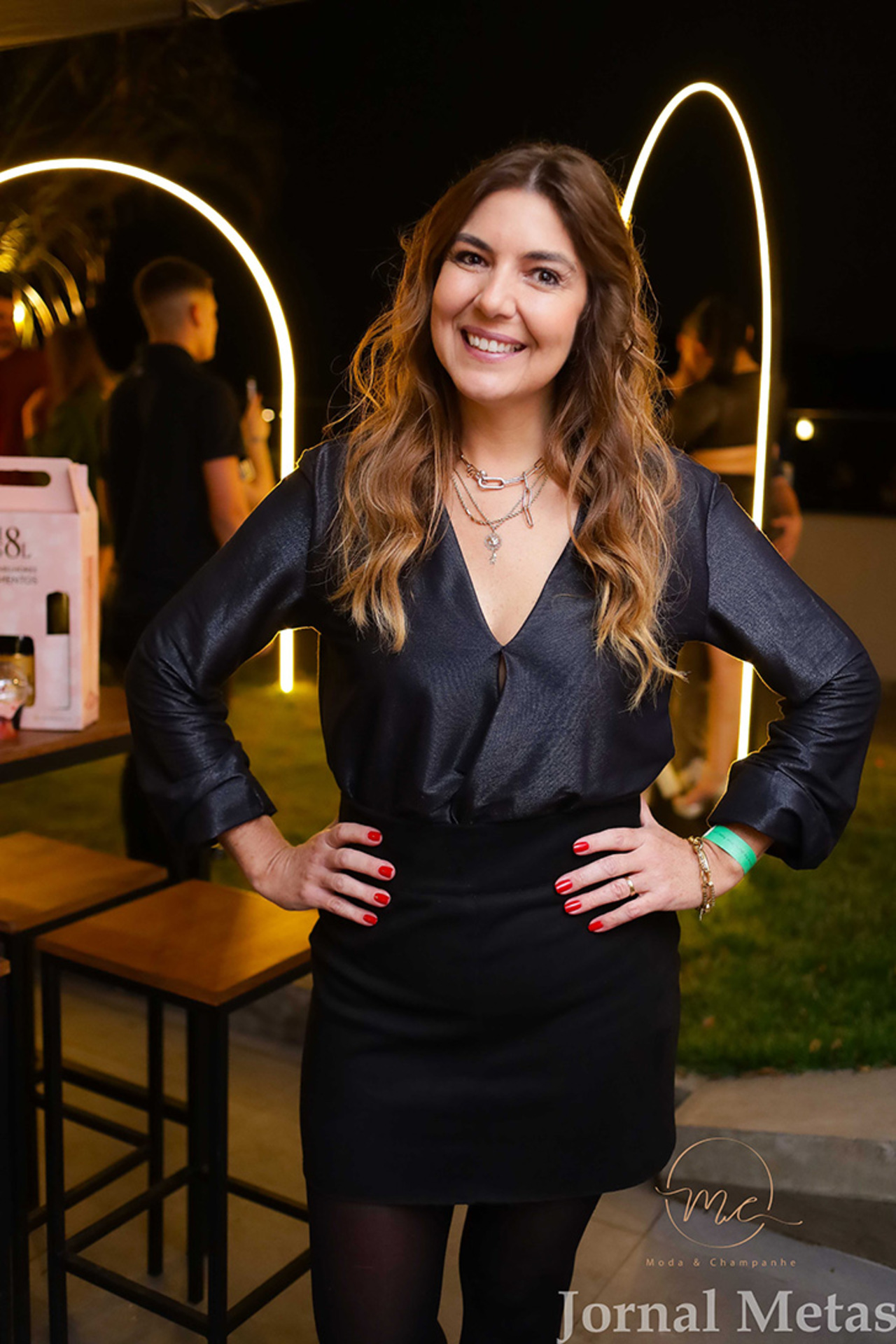 Há 12 anos, Juli comanda o sucesso do Moda e Champanhe